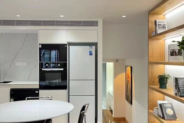 House sit in Shanghai, China