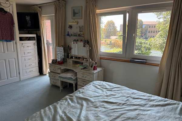 House sit in Windsor, United Kingdom