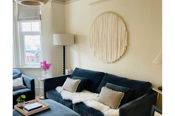 House sit in Enfield Town, United Kingdom