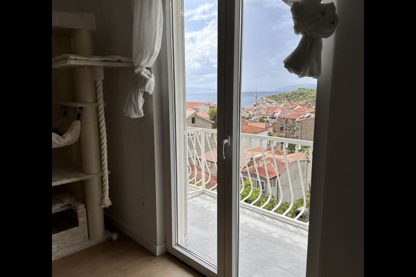 House sit in Makarska, Croatia