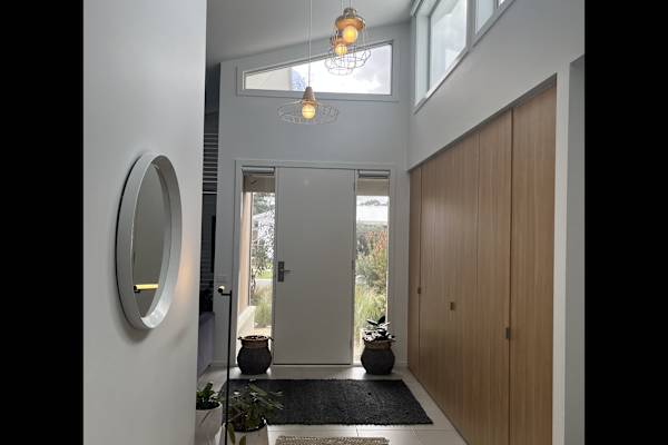 House sit in Torquay, VIC, Australia