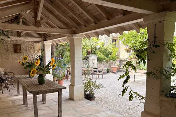 House sit in Lusignac, France