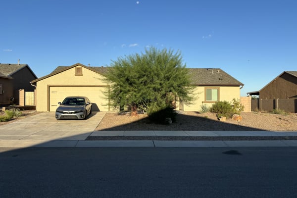 House sit in Tucson, AZ, US