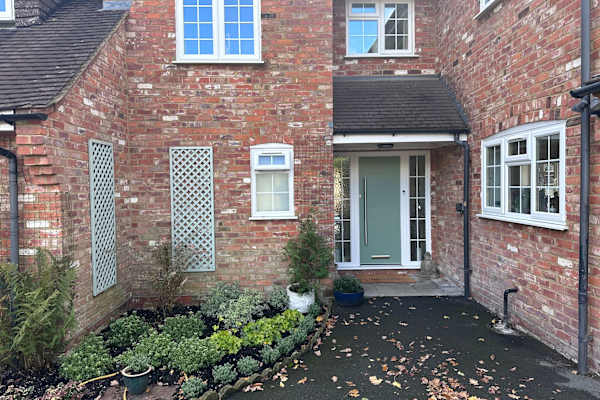 House sit in Slough, United Kingdom
