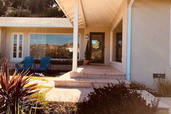 House sit in San Anselmo, CA, US