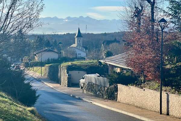 House sit in Sauverny, France