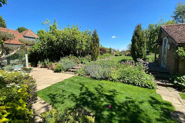 House sit in Thame, United Kingdom