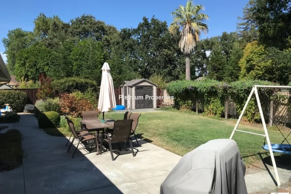 House sit in Pleasant Hill, CA, US