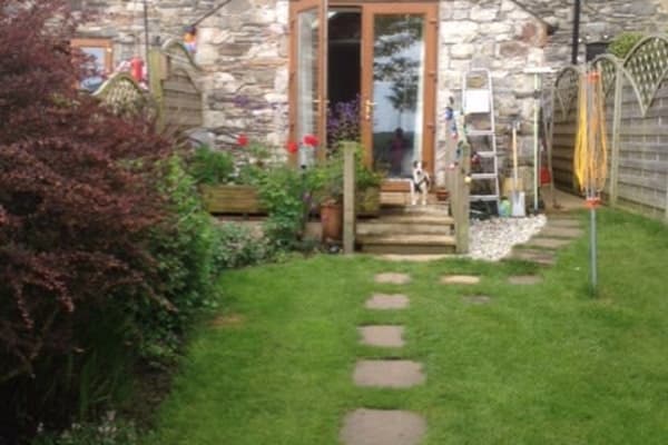 House sit in Ulverston, United Kingdom