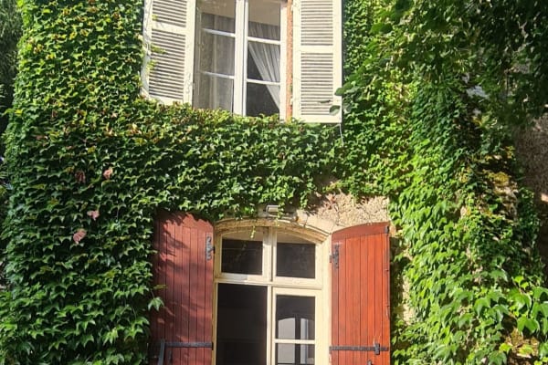 House sit in Brissac-Quincé, France