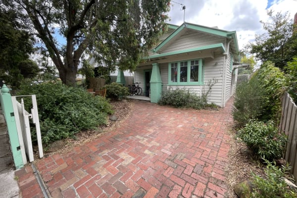 House sit in Melbourne, VIC, Australia