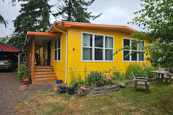 House sit in Bainbridge Island, WA, US