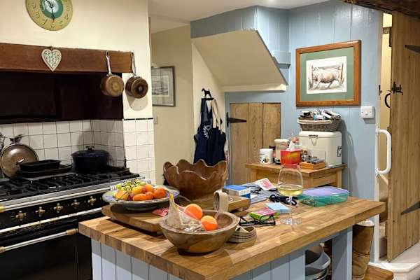 House sit in Woodcote, United Kingdom