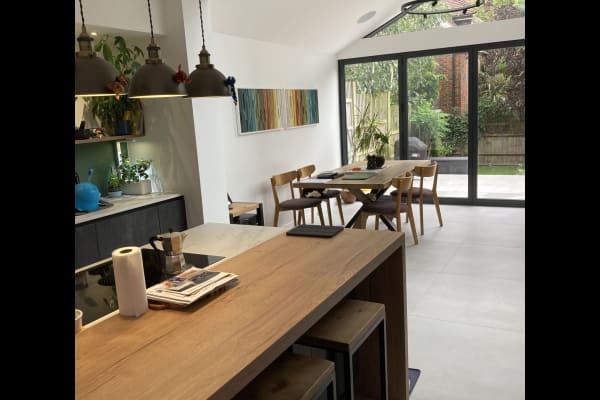 House sit in Surbiton, United Kingdom