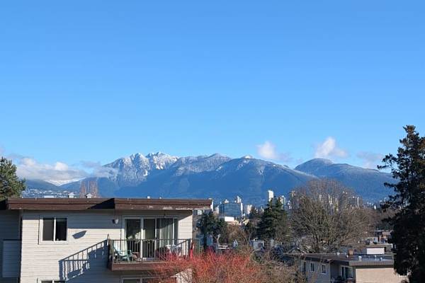 House sit in Vancouver, BC, Canada