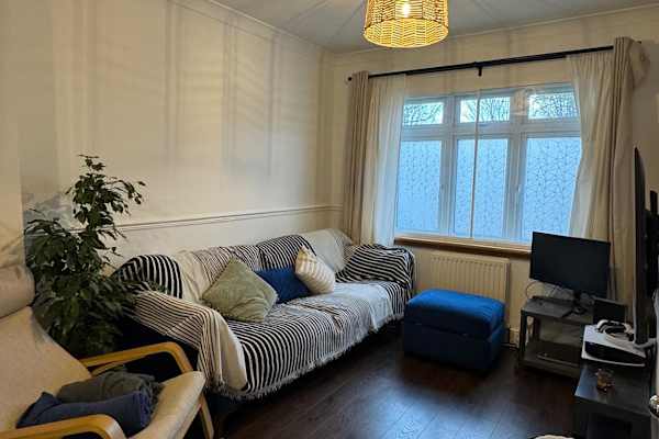 House sit in Romford, United Kingdom