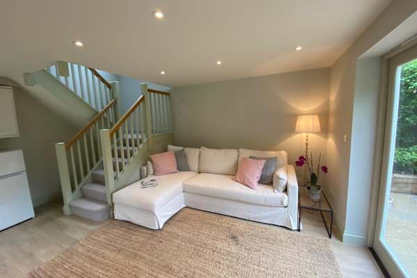 House sit in Henley on Thames, United Kingdom