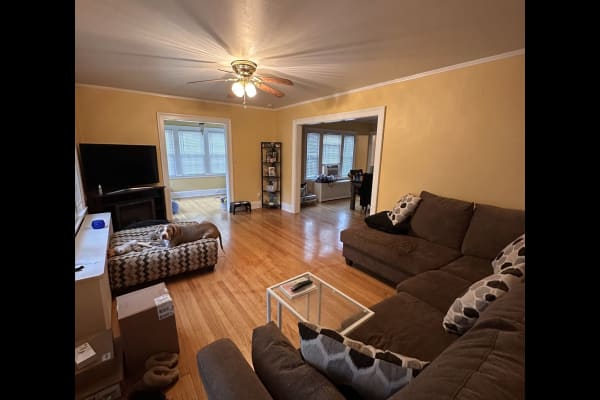 House sit in West Hartford, CT, US