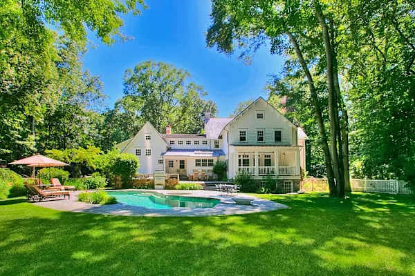 House sit in Stamford, CT, US