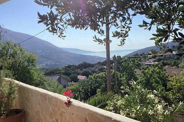 House sit in Makriótika, Greece