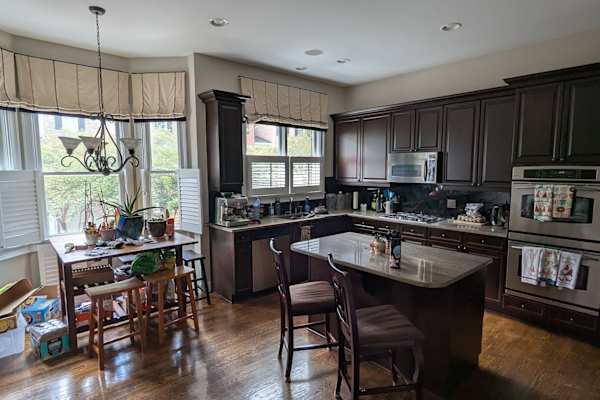 House sit in Vinings, GA, US