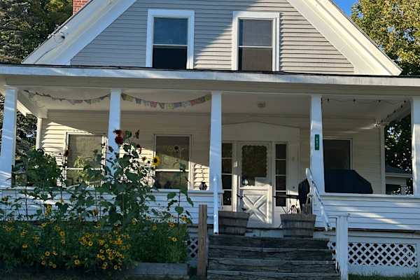 House sit in North Springfield, VT, US