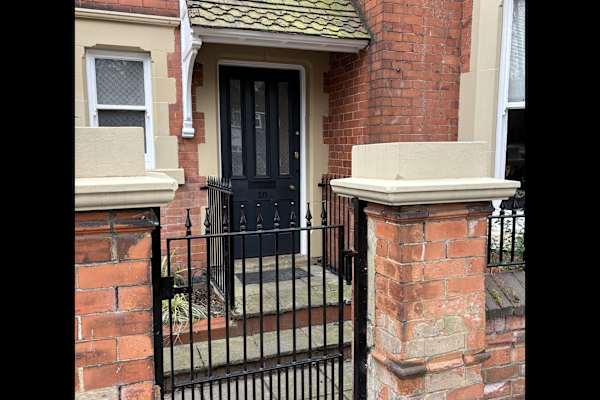 House sit in Nottingham, United Kingdom