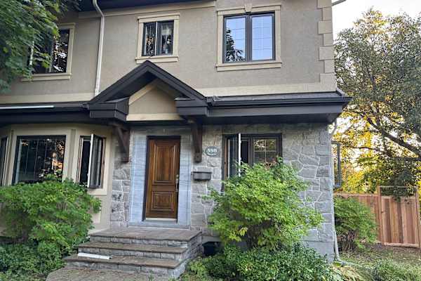 House sit in Ottawa, ON, Canada