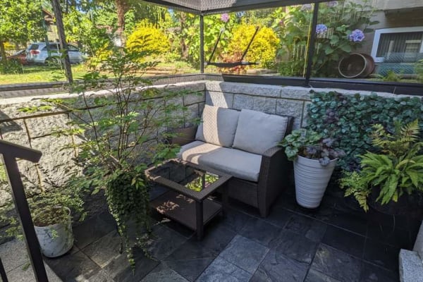 House sit in Vancouver, BC, Canada