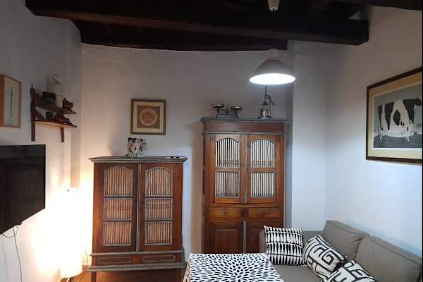 House sit in Granada, Spain