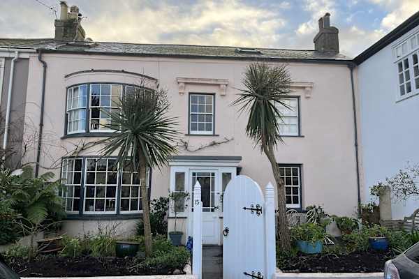 House sit in Teignmouth, United Kingdom