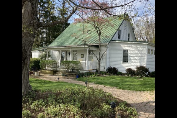 House sit in Athens, OH, US