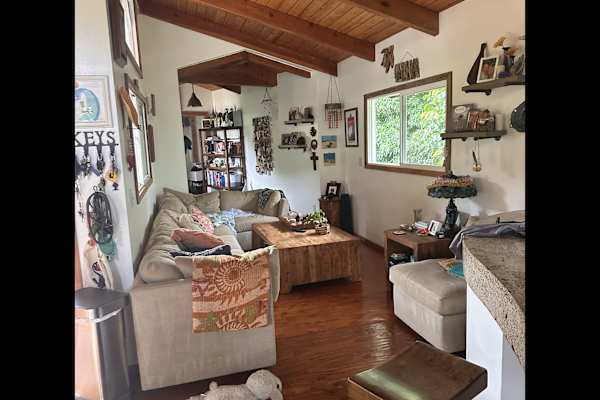 House sit in Hale‘iwa, HI, US