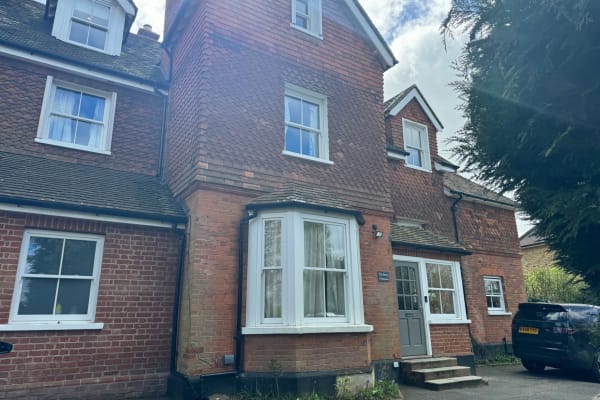 House sit in Sevenoaks, United Kingdom