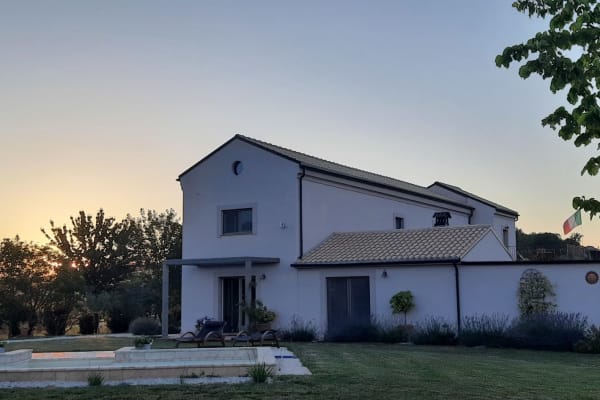 House sit in Falerone, Italy
