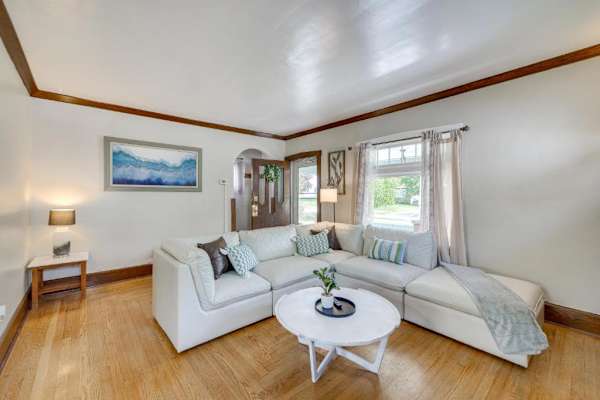 House sit in Canton, OH, US