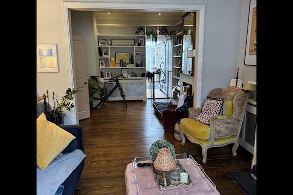 House sit in Earlsfield, United Kingdom