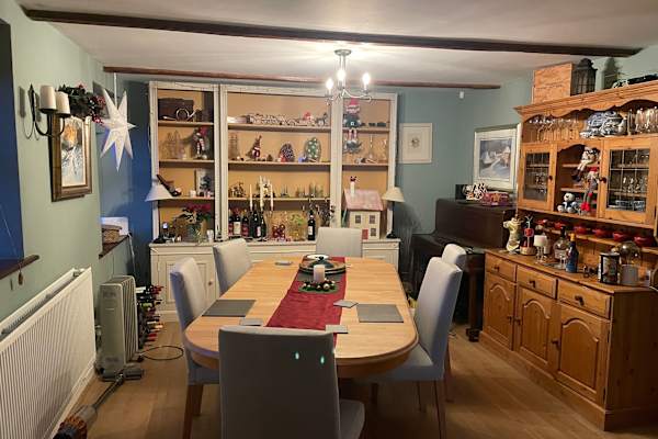 House sit in Paulton, United Kingdom