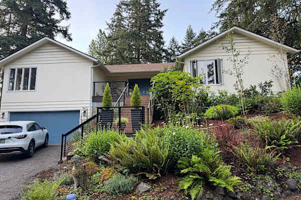 House sit in Eugene, OR, US