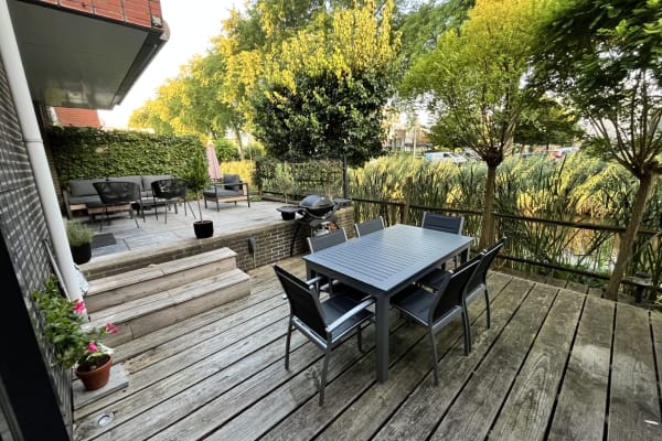 House sit in Ouderkerk aan de Amstel, Netherlands