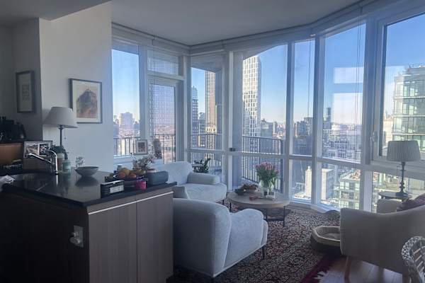 House sit in Brooklyn, NY, US