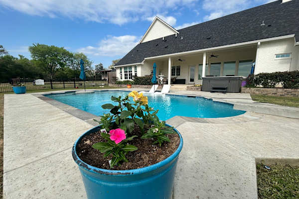 House sit in Brownsboro, TX, US