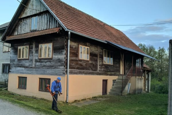 House sit in Gornji Dragonožec, Croatia