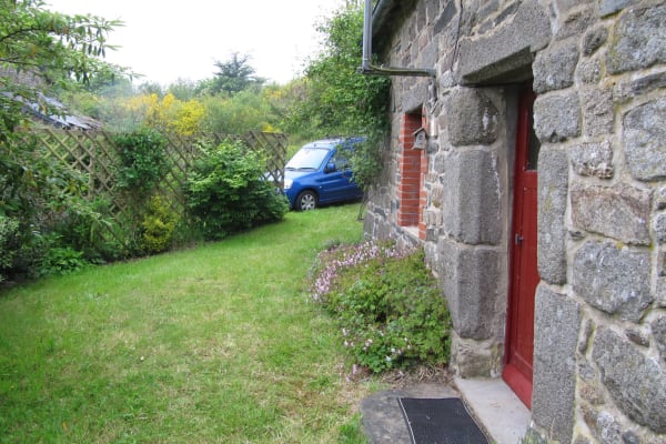 House sit in Plouguernével, France