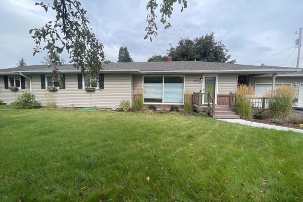 House sit in Columbia Falls, MT, US