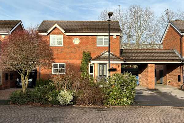 House sit in Altrincham, United Kingdom