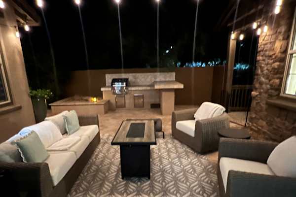 House sit in Scottsdale, AZ, US