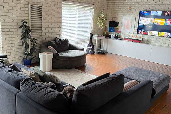 House sit in Melbourne, VIC, Australia