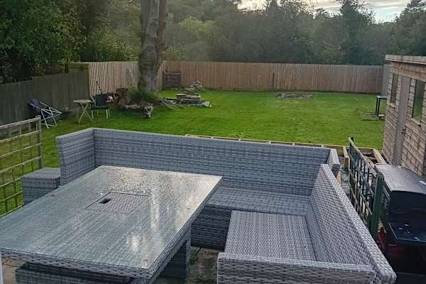 House sit in Swansea, United Kingdom