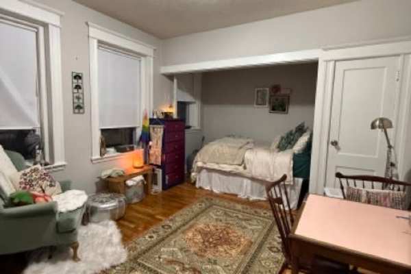 House sit in Boston, MA, US